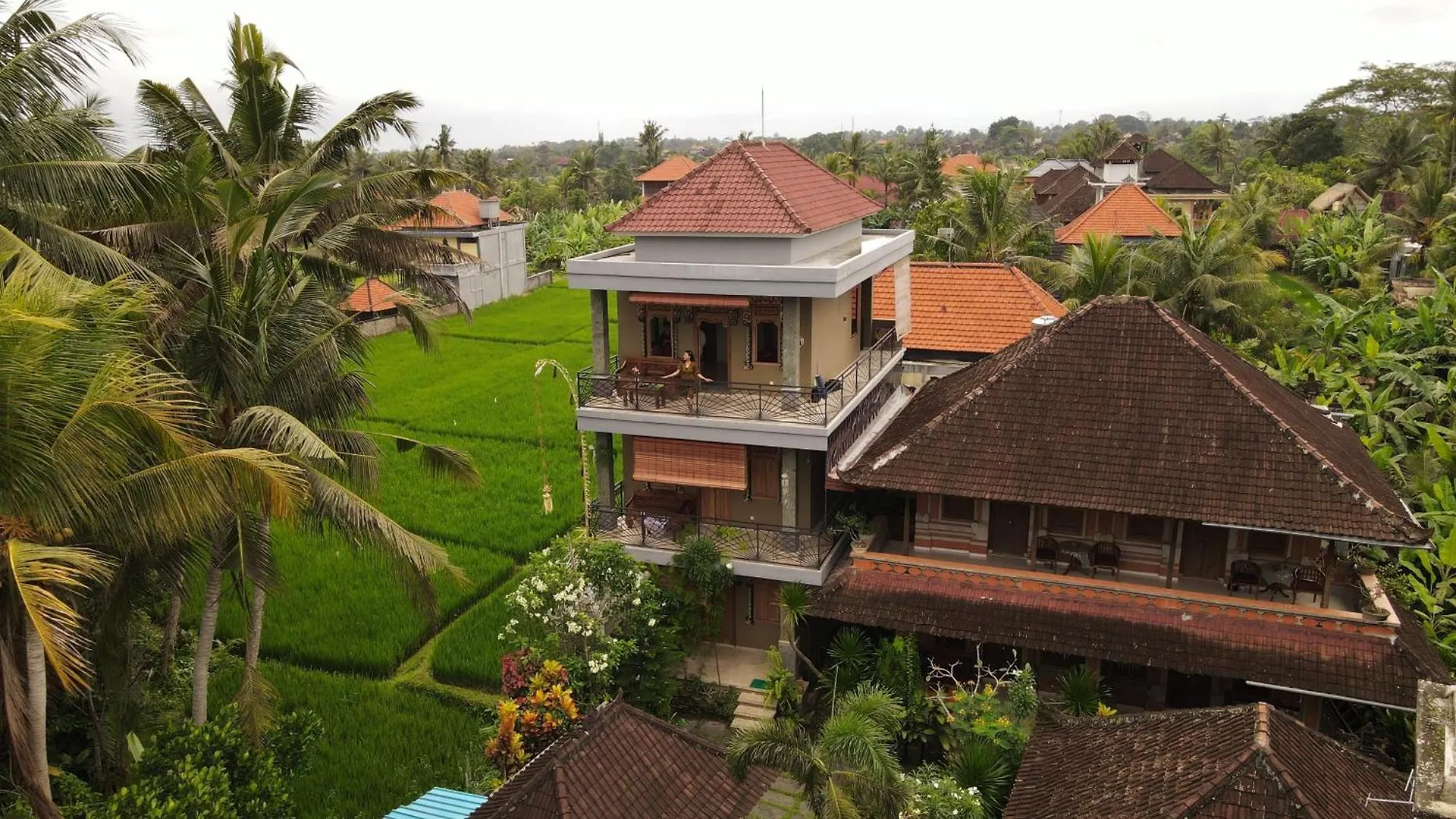 Nirwa 1 Ubud Guesthouse Πανσιόν Ουμπούντ